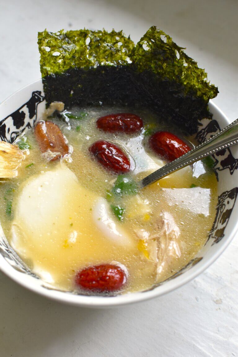 postpartum chicken soup with astragalus and red dates