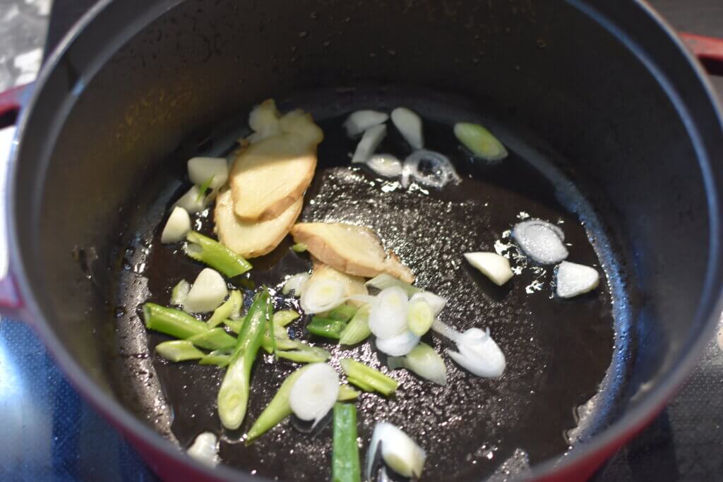 fish tofu soup sauteeing aromatics